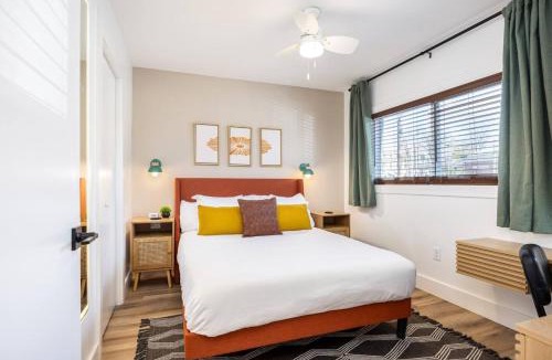 Hillsboro Village Apartment | Bright Condo with 3 Beds 2 Bedrooms Walk to Grocery