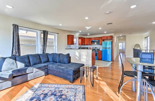 Irvington House | Bright Irvington Home ~ 2 Mi to Prudential Center!