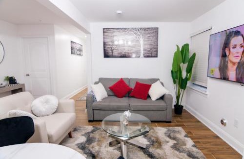 Newark Apartment | BrightOAK Eloire-Private