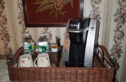 Lenox Bed & Breakfast | Brook Farm Inn