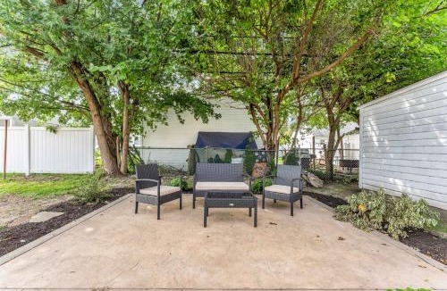 Brooklyn House | Brooklyn Townhome 9 Miles to Downtown