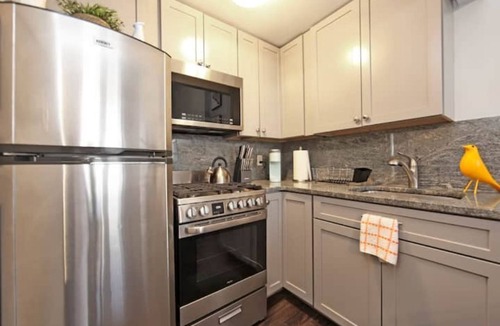 Park Slope Apartment | Brownstone retreat Prime location near the Park