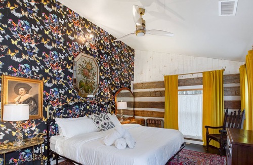 Pine Bush Apartment | Bruyn Estate: Upstate NY Farm seen on Magnolia, HGTV, Discovery