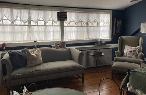 New Britain Township Other | Bucks County Cozy, Rustic Farmhouse Guest Suite