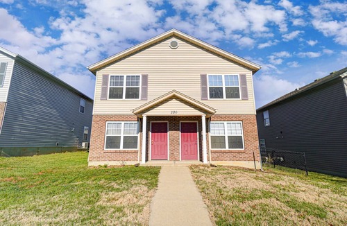Hamilton House | Bump Set Slam Dunk @ SpookyNook - Sports Inspired Townhome - 1 Min Walk to Venue