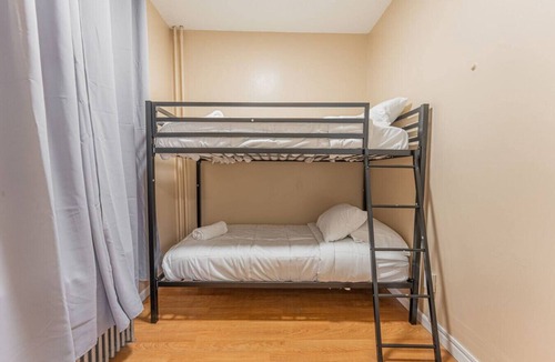 Constable Hook Apartment | Bunk Room | Walk 2 Train | Shops