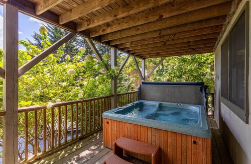 Seven Devils Cabin | Cabin ∙ 3 bedrooms ∙ 10 guests