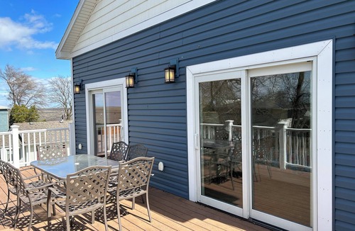 Oak Harbor House | "CALYPSO" BRAND NEW HUGE 4-bedroom house with WiFi and AC in Oak Harbor