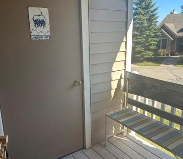 Tannersville House | Camelback Private Home located behind Waterpark & Ski Lift