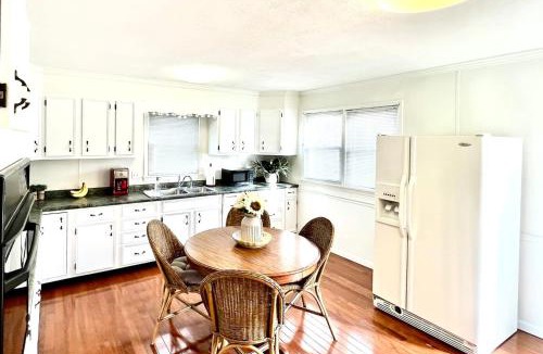 Marion House | Campus Cottage