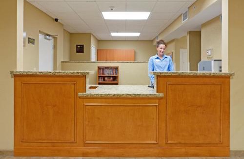 Sybertsville Hotel | Candlewood Suites Hazleton by IHG