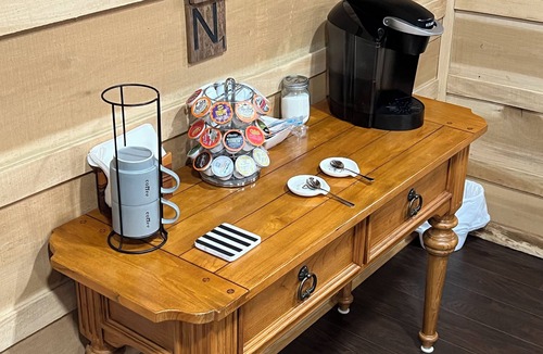 Springfield House | Cannon Cliffside River Retreat- FREE WIFI