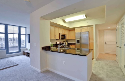 Aurora Highlands Apartment | Capitol Comfort Retreat