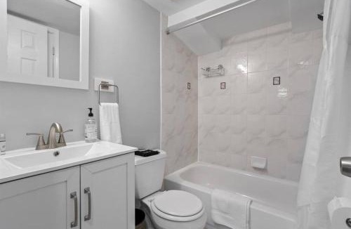 Northeast House | Capitol Hill Stay Like No Other
