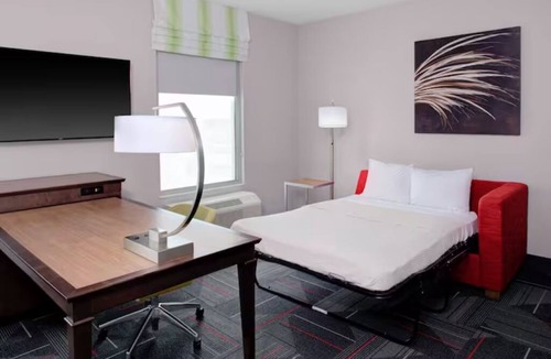 Columbus Hotel | Casino, Culture & Comfort: Columbus Stay w/Pool | Free Breakfast & WiFi