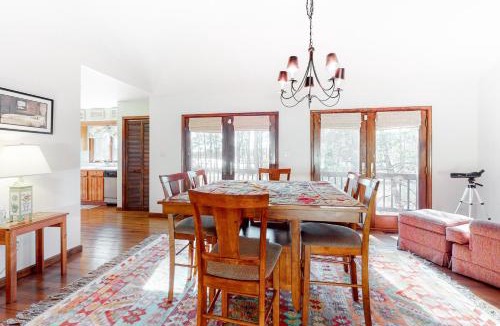 Cat Hill House | Cat Hill - 436 Tamarack