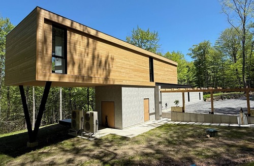 Bearsville House | Catskills Mountain House