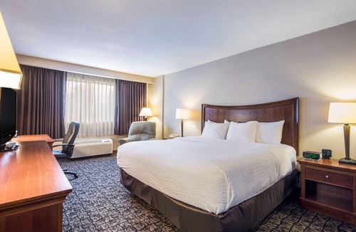 Ithaca Hotel | Cayuga Blu Hotel