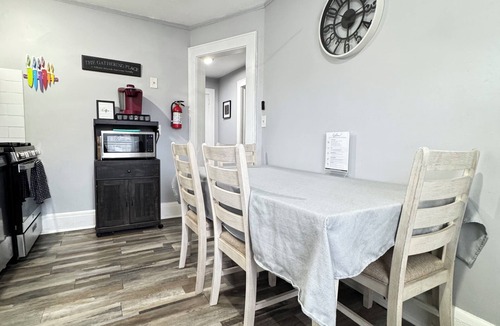 Plainfield House | Cedar Brook Retreat - NYC - Rutgers - Jersey Shore - Union County