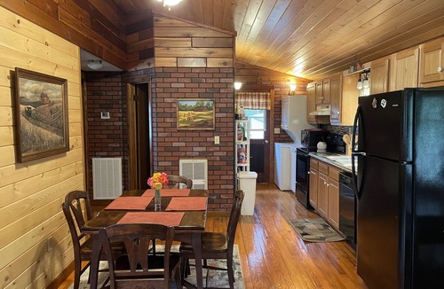 North Fork Cabin | Cedarwood Cabin