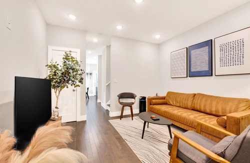 Spring Garden Apartment | Central 3BR/4BA w/Game Room - Perfect for Groups!