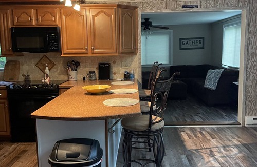 Lake Ariel House | Chalet in the poconos with a Golf Course, lake and beach in a gated community