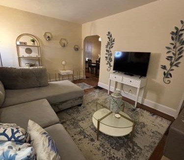 West Price Hill Apartment | Charming 1 BR Apt 6 miles from Downtown!