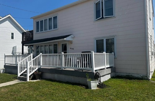 Wildwood Crest Apartment | Charming 2-bedroom apartment with AC, WiFi in delightful Wildwood Crest