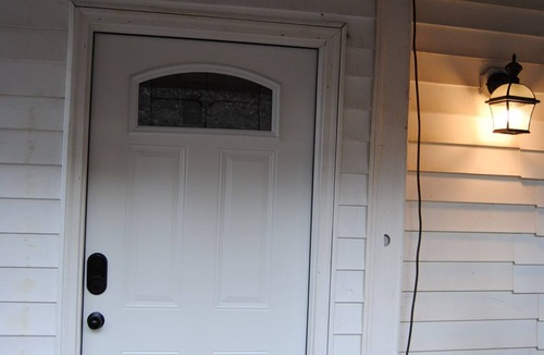Portsmouth House | Charming 2-bedroom house in welcoming Portsmouth with WiFi, AC