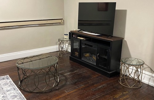 Altoona House | Charming 2-bedroom house in delightful Altoona with WiFi