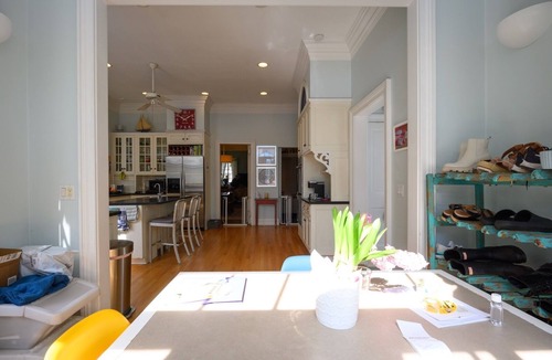 Upper Montclair House | Charming 3-bedroom farmhouse with amenities in Montclair
