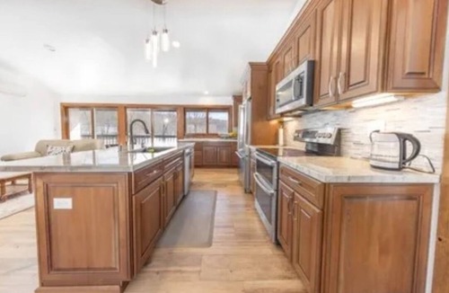 Sussex Other | Charming 5-bedroom farmhouse in lovely Wantage