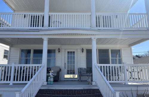 Ortley Beach House | Charming Beach Front 3-bedroom house in Ocean Gate with WiFi and AC