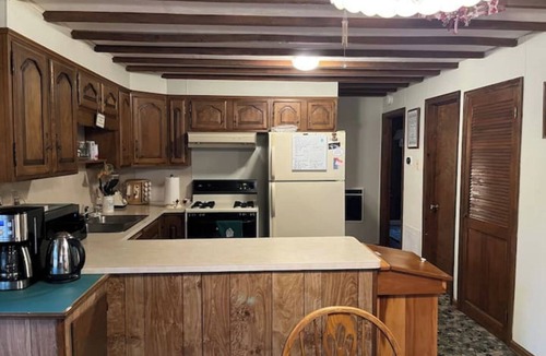 Fairmount Springs Cabin | Charming Cabin in the Woods Close to Ricketts Glen