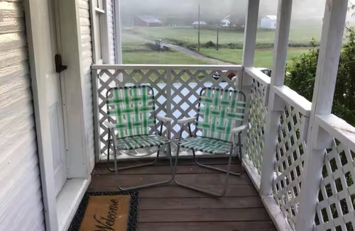 Gay Cottage | Charming cottage in lovely LeRoy with WiFi and AC