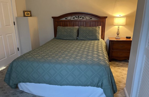 Roseland Other | Charming Farmhouse across from Devils Backbone Brewery.