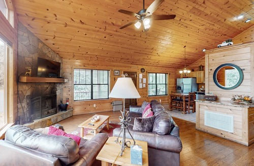 Sautee Nacoochee Cabin | Charming Getaway with Private Hot Tub, Sauna, & Pretty Mountain Views