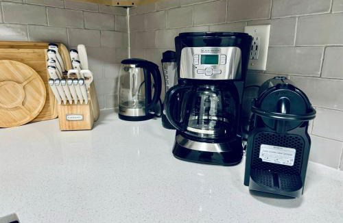 Hoboken Apartment | Charming Hoboken, a few Minutes to Manhattan