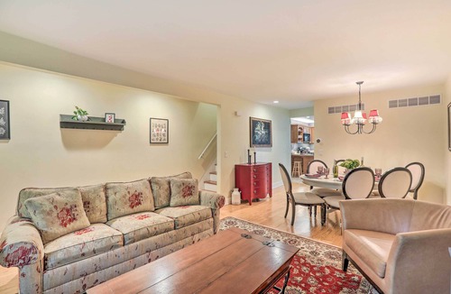 Lambertville House | Charming Lambertville Retreat - 1 Mi to River!