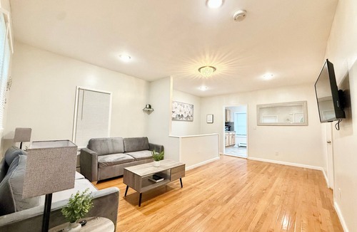 Montague House | Charming Milford-Montague Riverway Cottage