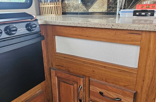 Meredith House | Charming RV with 3 beds and WiFi, AC with Pondside View in East Meredith
