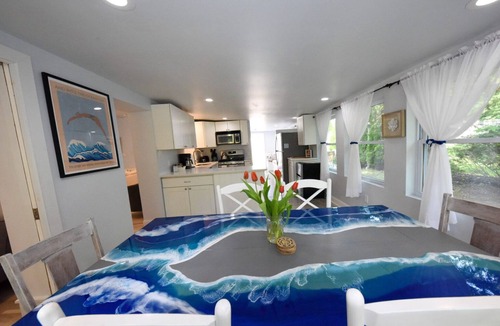 West Cape May House | Charming Seaside Cottage! Limited Number of Late Summer and Fall Openings!