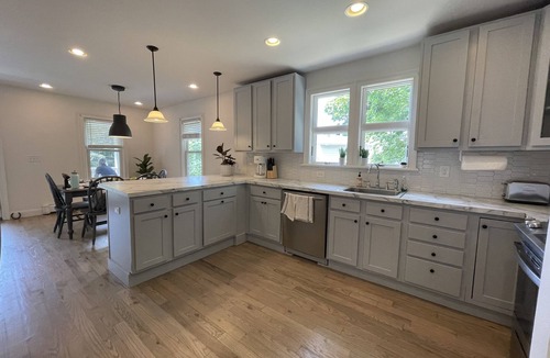 Highlands Cottage | Charming spacious 1933 newly renovated private home. Walk to trails