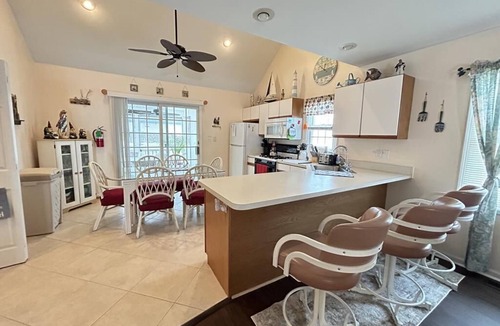 Diamond Beach House | Charming two-story townhouse! Sleeps 12