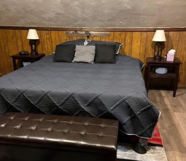 Fairborn Apartment | Cherry712upstairs