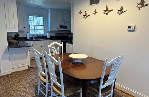 Chestertown Cottage | Chesapeake Eastern Shore, Chestertown MD, waterfront with shared pool and dock.