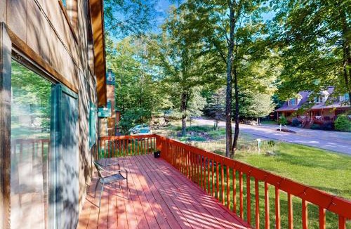 Lake Ariel House | Chestnut Hill Hideaway