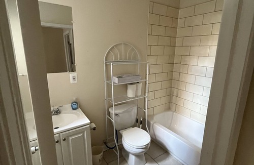 North Philadelphia West Apartment | Chic 1-bedroom apartment with AC, WiFi in marvelous Philadelphia
