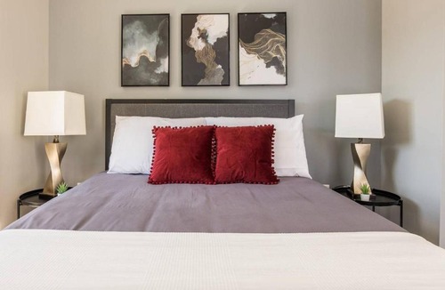 Scioto Mile Apartment | Chic Downtown Loft - Walk to Scioto Mile + Commons