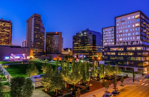 Scioto Mile Apartment | Chic Downtown Loft - Walk to Scioto Mile + Commons